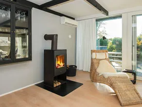 Modern Holiday Home in Ebeltoft With Roofed Terrace - Image 3