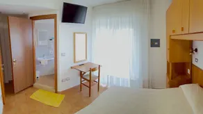 Hotel Anna - Image 2