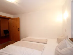 Comfortable Apartment With Garden Near Ski Area in Tyrol - Image 2