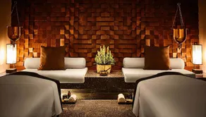 Sky Suites Yorkville - Image 3