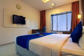 OYO Flagship 18335 Eaglewood Hotels - Image 2