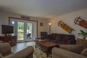 Utopia House - Image 4