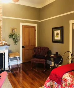 The Guest Room - Image 4