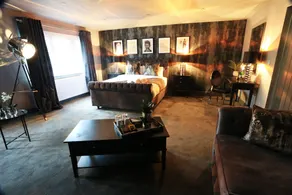 The Rock Hotel - Image 3