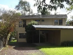 Lakeside Getaway - Image 4