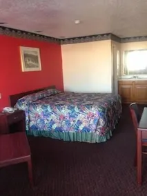 Delux Inn Motel - Image 3