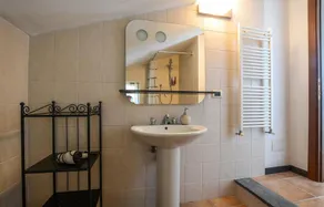 Amazing Home in Framura With Jacuzzi, Wifi and 2 Bedrooms - Image 5