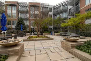 Global Luxury Suites at Park Crest Lofts - Image 4