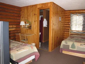 Blue Gables Motel - Image 5