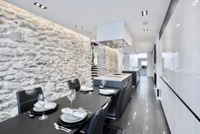 6BD Famous Luxury Design Awarded Villa - Image 3