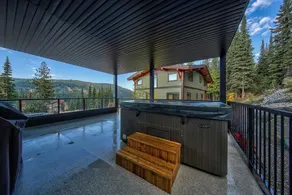 Lookout Lodge by Bear Country - Image 3