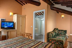 Suite Accommodation - Image 2