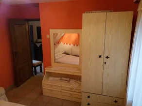Proia's Guesthouse - Image 2
