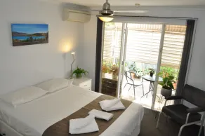 Isla House Greenslopes - Image 2