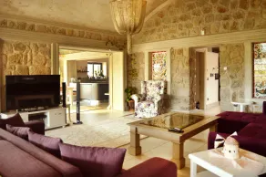 Important Group | BD410 Luxury 5 Bedroom Villa in Ortakent - Image 3
