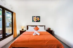 Arya Inn Enny Salon And Spa - Image 3