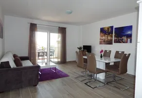 AB Villa - Image 3