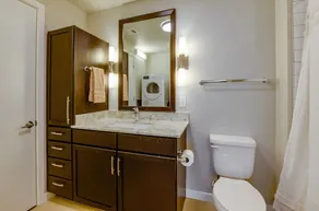 Stay Smart Akard Street - Image 3
