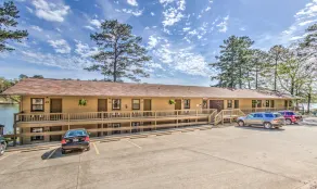 Long Island Lake Resort - Image 4