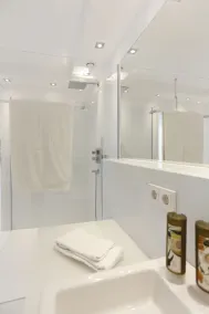 the white design apartment - Image 2