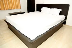 Hotel Ashapura - Image 4