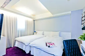 The Longstay Hotel - Image 2