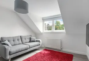 Max & Ben's Bistro Apartment - Image 2