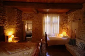 Chateau de Goult - Image 2
