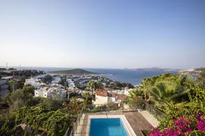 House With Amazing Sea View and Pool in Gumusluk - Image 3