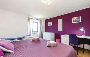 Amazing Apartment in Icici With Wifi and 2 Bedrooms - Image 2