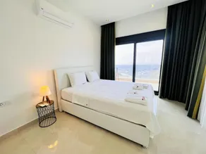 Villa With Private Pool and Terrace in Alanya - Image 3