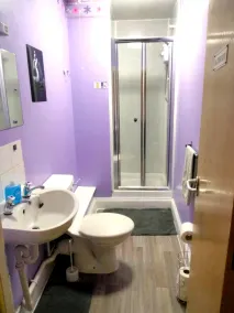 Homestay Bristol - Hostel - Image 2