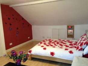 Leslie Road Accommodation - Image 2