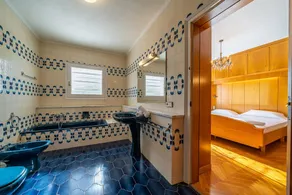 HomeHolidaysRentals Fragance Apartment - Image 3
