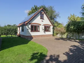 Little Woodcot - Image 3