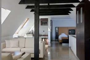 Burns Apartments - Image 3