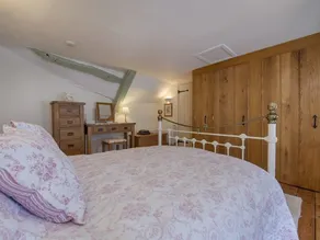 The Cottage - Image 5