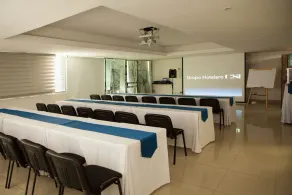 Hotel Colombians Suite International - Image 4