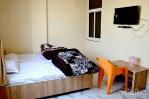Santosh Hotel - Image 4