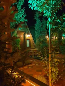 Charming Bungalow in Cinarcik With Shared Garden - Image 2