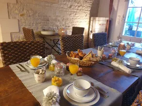 La Rochelle Lodge - Image 2