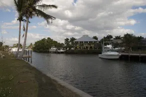 Tahitian Inn - Image 3