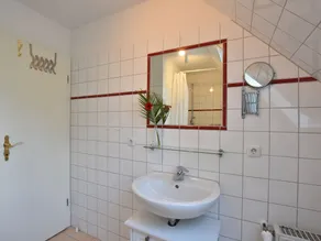 Child-friendly Seaside Apartment in Wittenbeck - Image 3