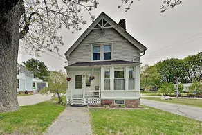 Adorable & Updated In The Heart Of Freeport 3 Bedroom Home - Image 3