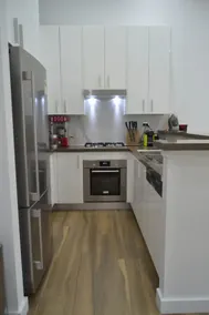 Modern and Spacious 2 Bedroom Apartment in Ultimo - Image 2