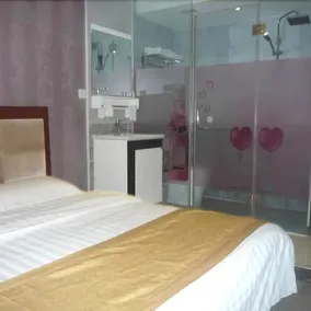 Babylon Fashion Hotel - Image 3