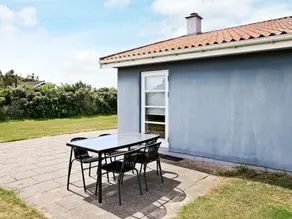 Alluring Holiday Home in Ulfborg With Sauna - Image 2