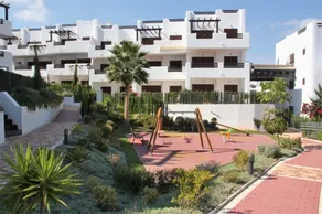Casa Laurita apartamento con terraza jardin y piscina comunitaria - Image 3