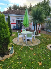 Luxurious, Stunning Detached Bungalow in Derby - Image 5