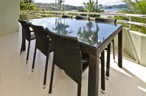 Beach Front Lagoon Lodge Apartments - Image 3